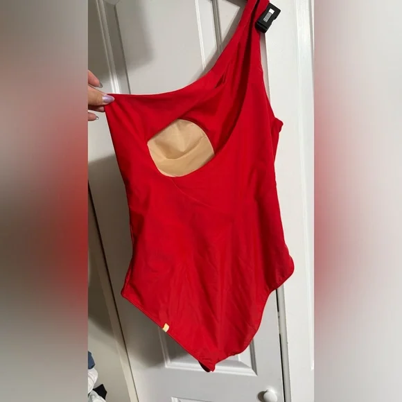 NWOT SUMMERSALT The Ruched Sidestroke Size 14 / 
Color Lava - Picture 5 of 6